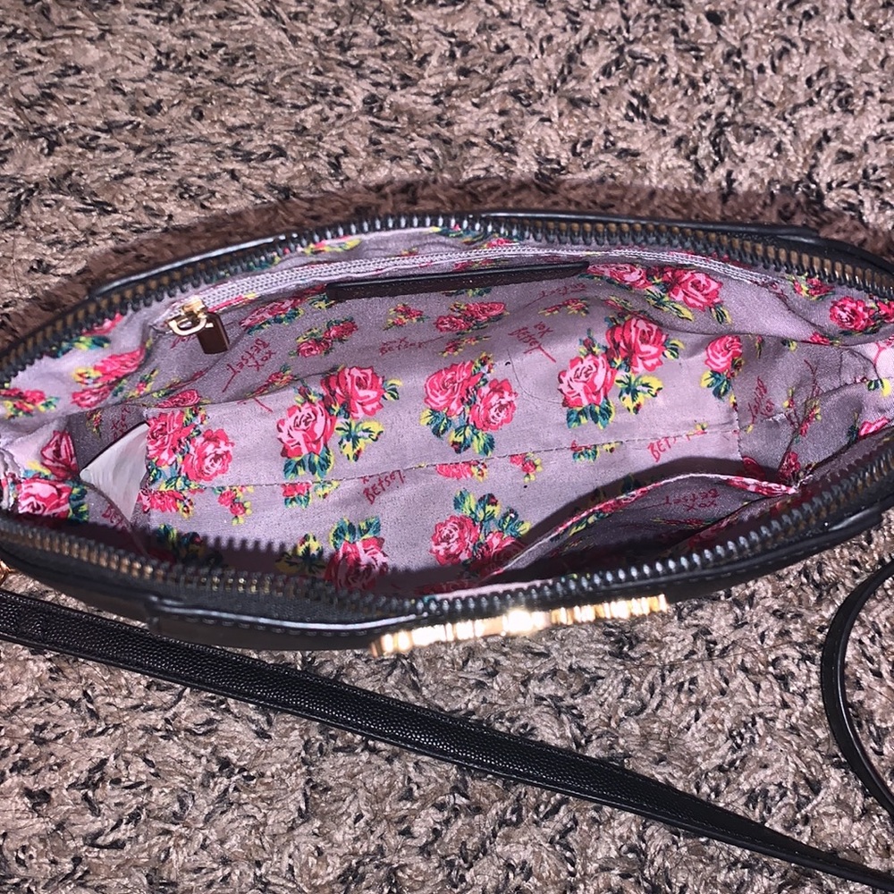 Betsey Johnson black crossbody purse, small, lightweight - Picture 2 of 2